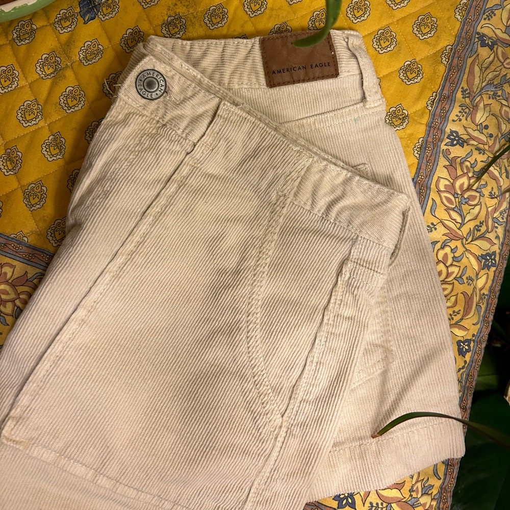 Super stretchy women’s corduroy shorts from American Eagle
